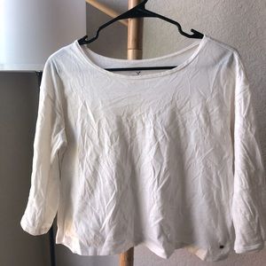 Half sleeve crop top